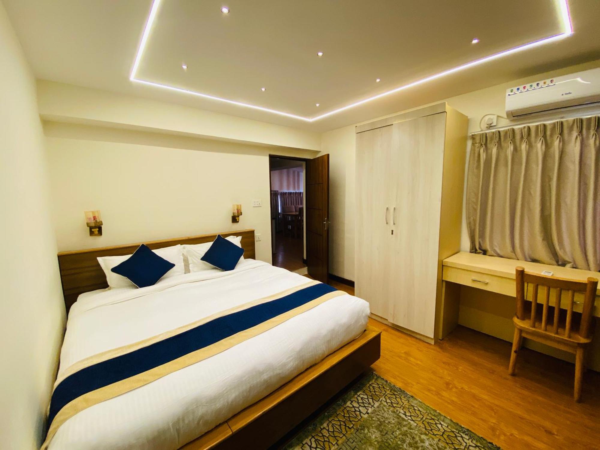 Kathmandu Business Hotel Exterior foto